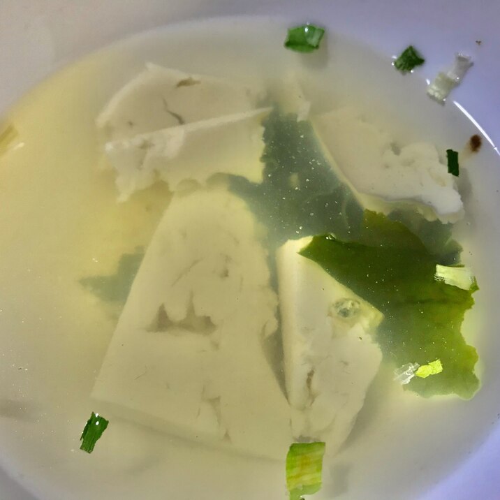 しじみと豆腐のわかめスープ